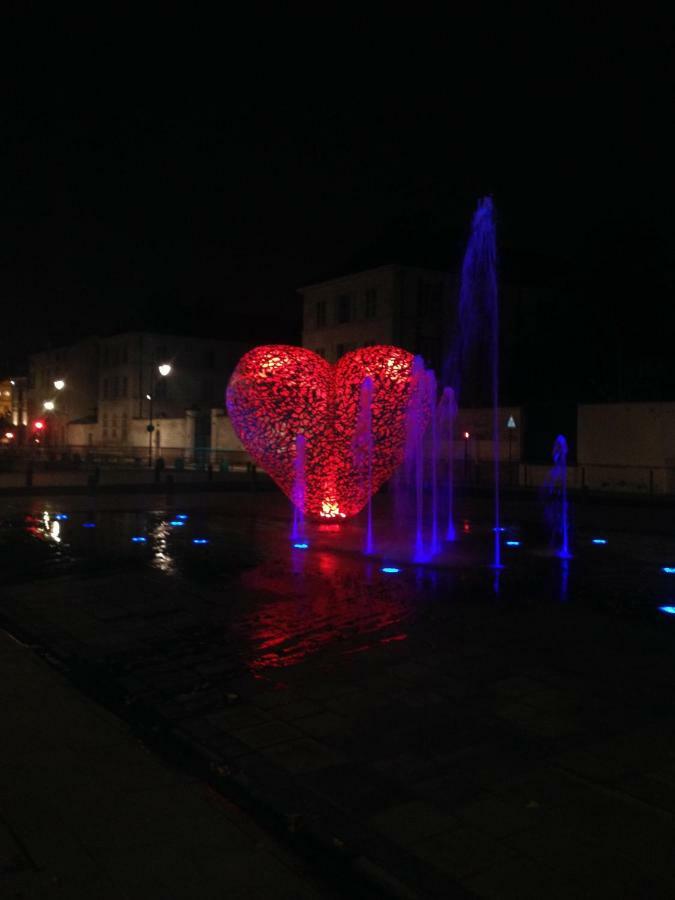 Le St Frobert Au Coeur De Troyes Apartament Zewnętrze zdjęcie